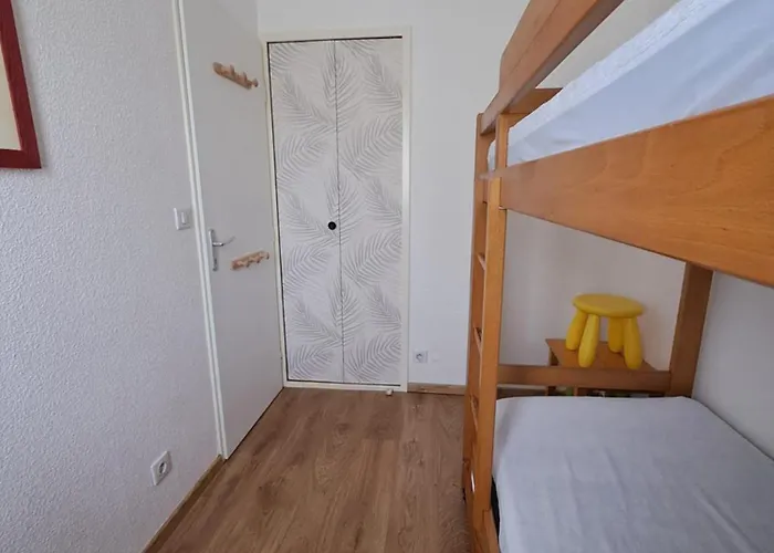 Chalet De Aux Abords Du D'hourtin