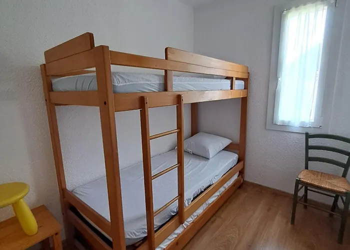 Chalet De Aux Abords Du D'hourtin